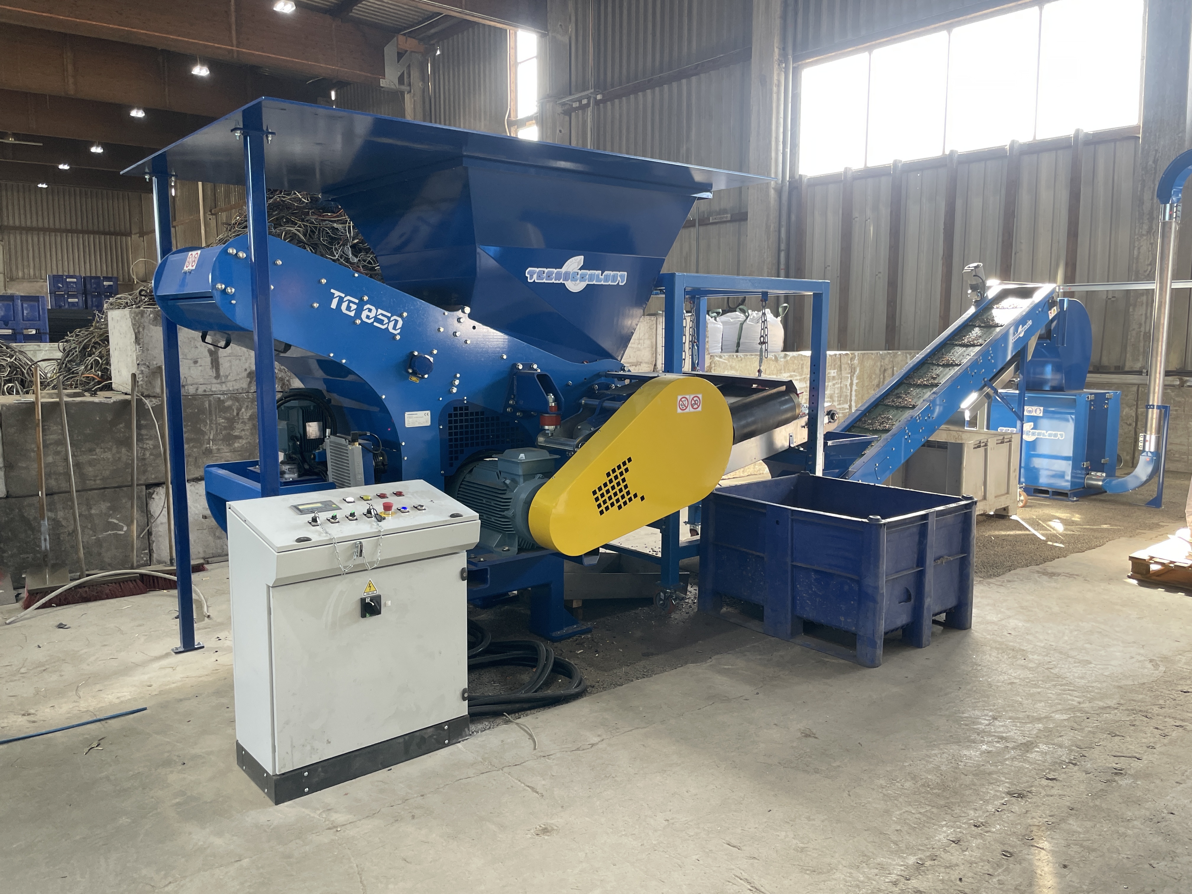 Tecnoecology TG850 Pre-Shredder